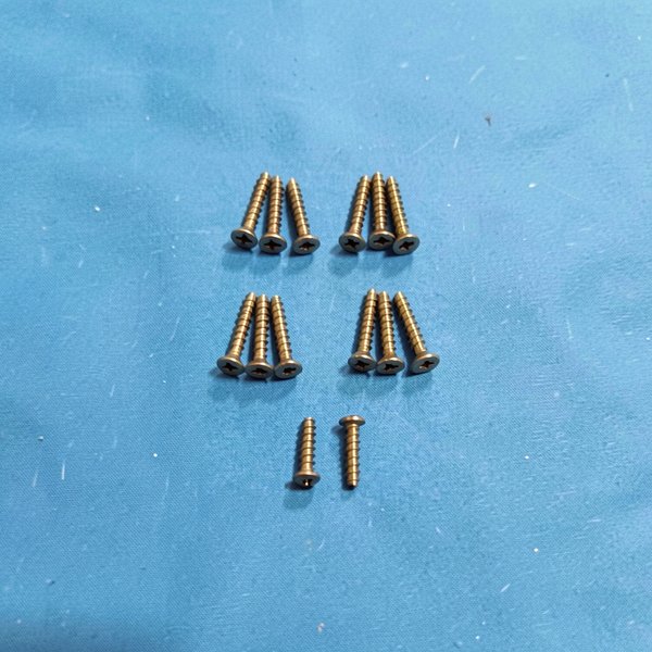 Jeu de vis face avant 32mm SP1084 - pour bassins coques