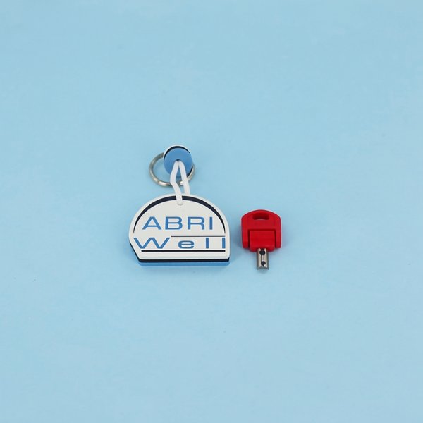 Clé rouge avec porte-clé flottant