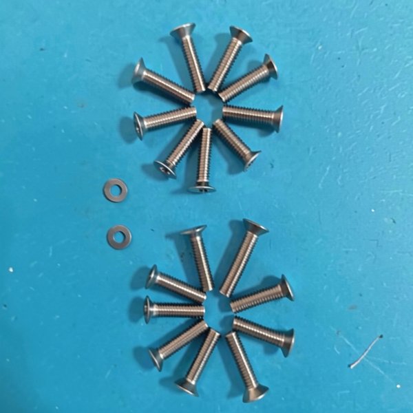 Vis SK Liner/Pisc Préfab (kit de 18 + 2 vis + 2 rondelles)