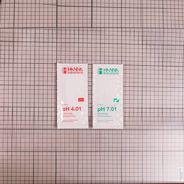 Solution tampon pH4 et pH7 (x6)